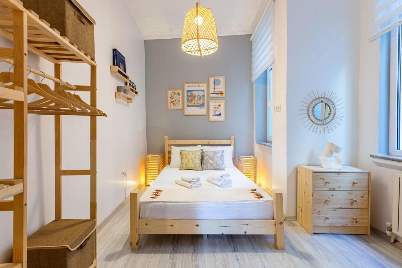 Ferienwohnung Exceptional Flat 1 Min To Metro & Galata Tower Istanbul Exterior foto